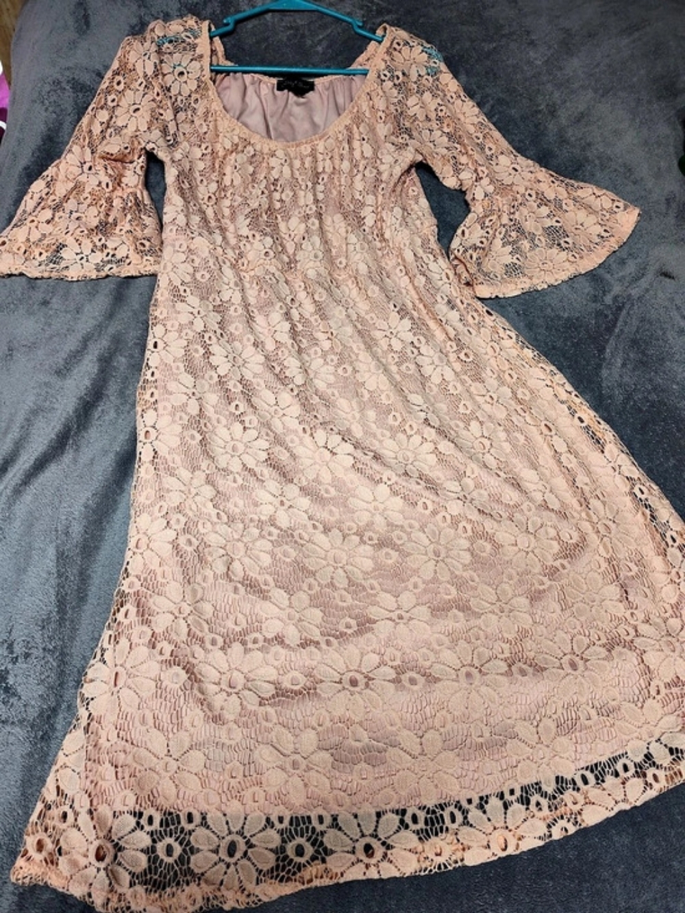 Cynthia Rowley Lace Mini Dress in Pink Size Medium Like New